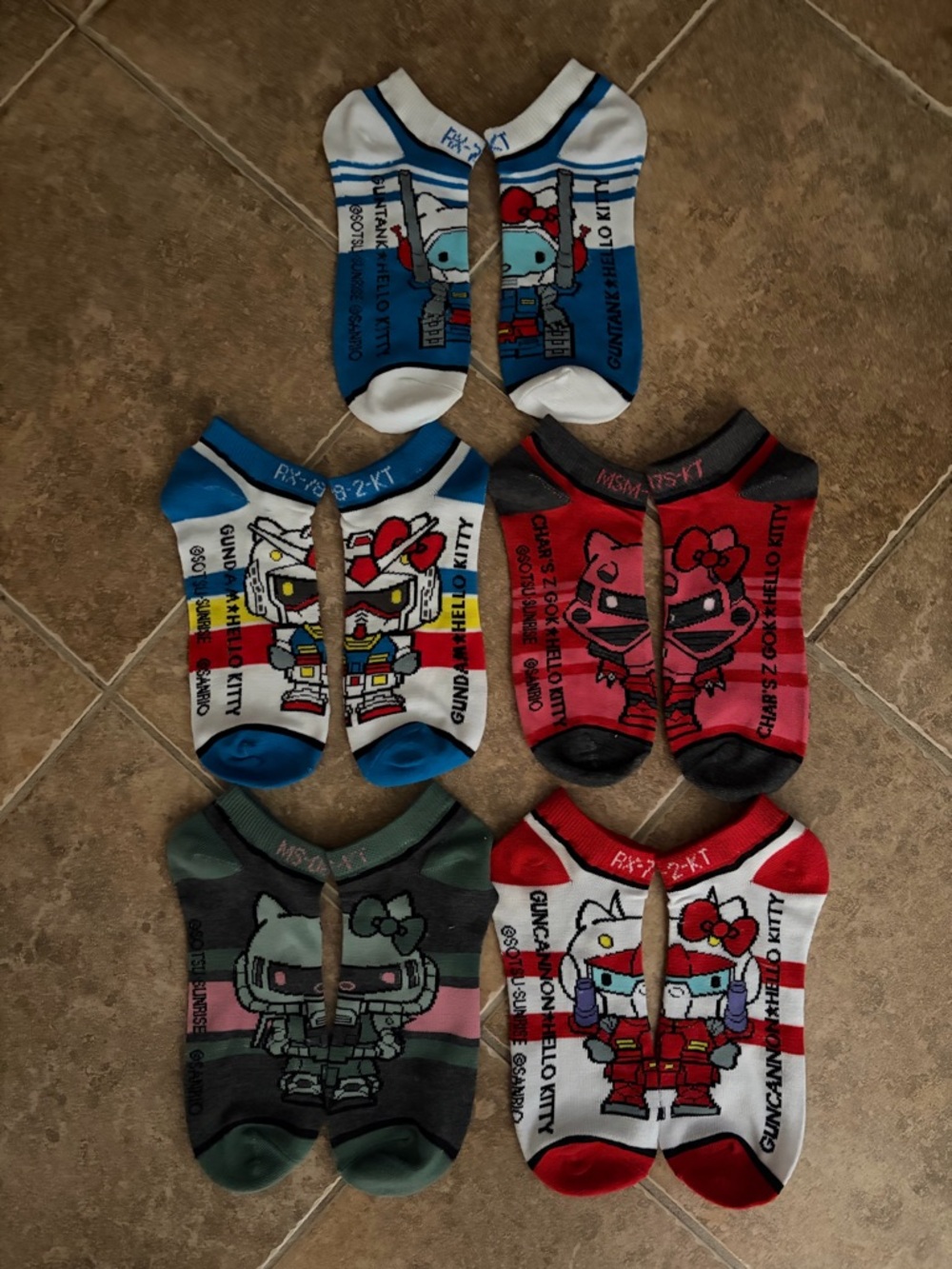Sanrio Hello Kitty x Gundam Ankle Socks